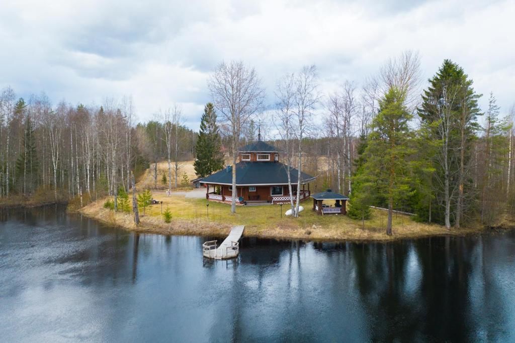 Виллы Karhunhovi Pääjärvi